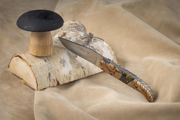 Couteau de chasse Laguiole en bois 